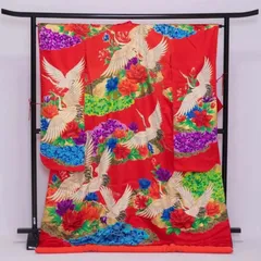 17　婚礼用 色打掛 朱赤 鶴柄 花柄 古典柄 モダン 豪華 花嫁和装 打掛 前撮り フォトウェディング 結婚式のサムネイル