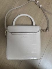 Trois Logo Mini Boston Bag - メルカリ