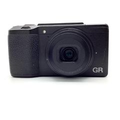 RICOH GR 初代 APS-C デジタルカメラ 本体 ストラップ付 - メルカリ