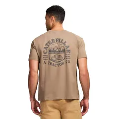 キャタピラー メンズ トップス Tシャツ グラフィック Mens Caterpillar Premium Quality Graphic Tee Taupe トープのサムネイル