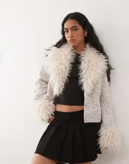 モンキ レディース アウター コート ドット柄 ドット ウール ジャケット Monki faux fur wool mix jacket in polka dot Polka dot ドットのサムネイル