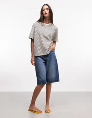 モンキ レディース トップス Tシャツ Monki oversized boxy Tshirt and white stripe Black and white ホワイトのサムネイル