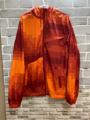 Y【Y9-29】◇ VOLCOM    サイズM    フード付きナイロンパーカー　オレンジ　赤色　メンズのサムネイル