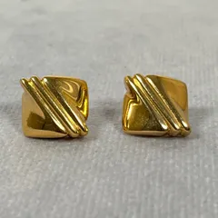 【管2605-42】GIVENCHY ジバンシー ピアス ゴールドカラー 幾何学デザイン ロゴ刻印  レディース アクセサリーのサムネイル