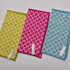 【新品】CLASSICS THE SMALL LUXURY レディースハンカチ 3枚セット ビスケット柄 シルク混合 MADE IN JAPAN 高級品のサムネイル