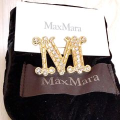 MaxMara ⭐︎極美品⭐︎ゴールド ブローチ M字クマモチーフ - メルカリ