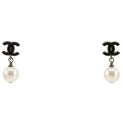 値段交渉可】CHANEL ココマーク フェイクパール ピアス 両耳用 - メルカリ