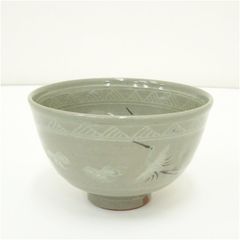 高麗青磁 象嵌雲鶴文 平茶碗 ／ 抹茶碗 「昌」在銘 茶道具 現代工芸