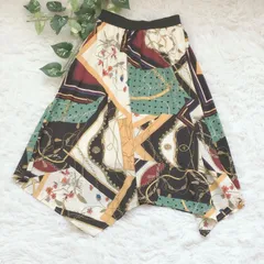 美品✨ インポートアンドセレクト import & Select フレアスカート スカーフ柄 チェーン柄 花柄 総柄 アシンメトリー 変形ヘム 左右非対称 上品 きれいめ 高見え ヴィンテージ風 ドット ウエストゴム 軽量 フェミニンのサムネイル