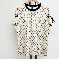 ヴィトン♡ ロゴプリント 半袖今日限定セール - メルカリ