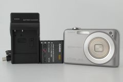 美品】CASIO EXILIM EX-Z1080 10.1MP Compact Digital Camera Silver