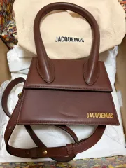 JACQUEMUS ジャックムス ル チキート モヤン ダークブラウンのサムネイル
