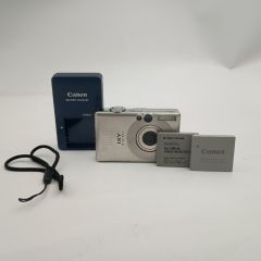 Canon IXY DIGITAL 7.1MP 充電器 バッテリー2個 ケース - メルカリ