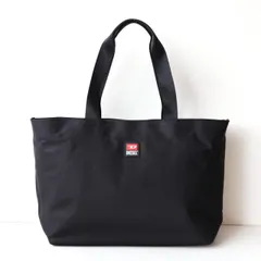 【並行輸入品】ディーゼル トートバッグ レディース ブラック DIESEL A4 B4対応 ナイロン 軽量 X10074 P6729 T8013 ブランド 通勤 通学のサムネイル