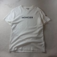 MONCLER ホワイト Tシャツ クリーニング済み - メルカリ