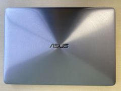 第8世代i3・SSD256GB】ASUS VivoBook S430U - メルカリ