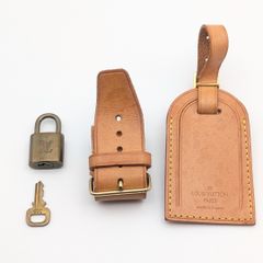 正規品】ルイヴィトン キーポル用 ポワニエ ＆ ネームタグ 2点セット