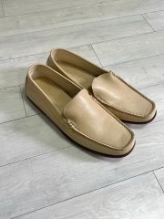 TODSトッズ アイボリーバインダーカーフドライビングスクエア