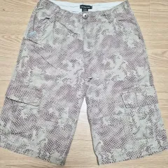 カルバン・クライン ジーンズ ハーフパンツ