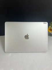 【美品】Macbook Pro 2020 Core I7  Ram 32 GB  Ssd  512 TB13インチ２K　動作確認済、即発送可能　 MB002