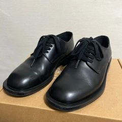A.P.C. プレーン サービス シューズ ポストマン 黒 24cm - メルカリ