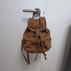 70~80s old coach leather daypack - メルカリ