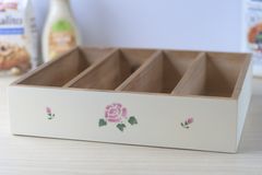 マニーローズ　木製小物入れ マニーステンシルローズ Woodトレー 木製 小物入れ 収納 大きめサイズ