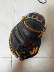 ハタケヤマ HATAKEYAMA 軟式 キャッチャーミット 伊藤光モデル - メルカリ