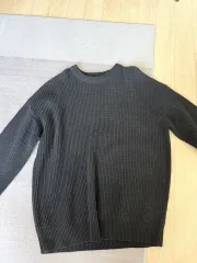 ブラック ニット mのサムネイル
