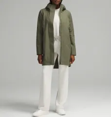 lululemon ルルレモン リーベル レインジャケット/コート
