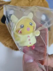 ピカチュウ フィギュア