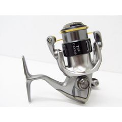 美品】シマノ 20 ツインパワー C2000S（箱・付属品・PE0.3号付き