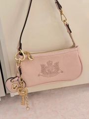 GUCCI 2017年 ビジューキーリング チャーム margaret Bee - メルカリ