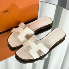HERMES エルメス オアジス サンダル 白 ホワイト ヒール 36 ½— - メルカリ