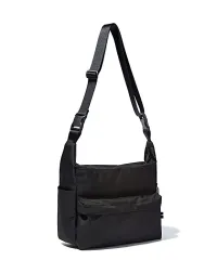 (新品 送料込み価格) ディポッシュ 022 Various クロスバック スモール ブラックのサムネイル