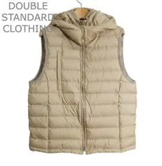 新品同様 DOUBLE STANDARD CLOTHING ダブルスタンダードクロージング タフタ ダウンベスト 2WAY フード ストレッチ ベージュ サイズ36 レディースのサムネイル