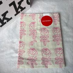 新品 marimekko マリメッコ【アジア限定】Vihkiruusu エプロン - メルカリ