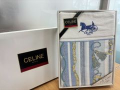 新品未使用】CELINE 羊毛掛け布団 西川 ウール100%150×200cm - メルカリ