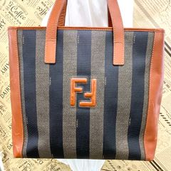 希少 FENDI CASA ズッカ柄 ディレクターズチェア - メルカリ