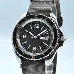 ZENO-WATCH ゼノウォッチ W1010552 Quartz クォーツ ウォッチ 腕時計 デイデイト Men's メンズ 男性 稼働品のサムネイル