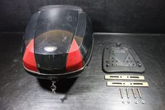 LEDライト内蔵 キャリア付 リアボックス 30L トップケース ベース付