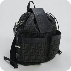 フェンディ FENDI バックパック フェンディネス FFモチーフ 美品 正規 