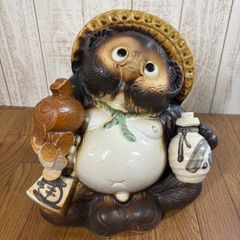 たぬきの置物 傘付き 信楽焼たぬき 小判をかき集める - メルカリ