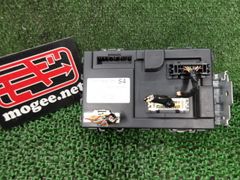 トヨタヘッドライトコンピューター 89907-42020 81056-42830 - メルカリ