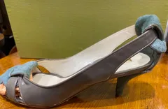 Rupert Sanderson（ルパート・サンダーソン）レディースピンヒールパンプス　エナメル＆ハラコのコンビ　凝ったデザイン　高級ブランド　特別価格！のサムネイル