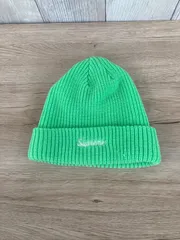 未使用 Supreme シュプリーム ニット帽 ライトグリーン 刺繍ロゴ 平塚店 衣料品 ㊳のサムネイル
