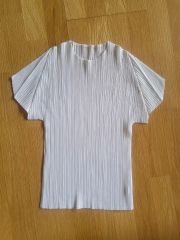 プリーツプリーズ 白半袖Tシャツ サイズ4 - メルカリ