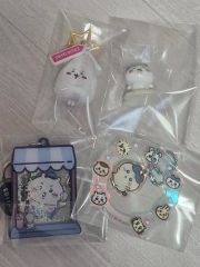 ちいかわ ハチワレ ギミックピンバッジ ミニヘアクリップ セット ちいかわ ハチワレ ギミックピンバッジ ミニヘアクリップ セット