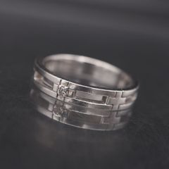 GUCCI ノットインフィニティ 刻印:16【箱/ポーチ付】 - メルカリ