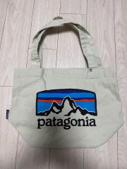 パタゴニア 新品 USモデル ブラックホール ギアトート レッド 61L